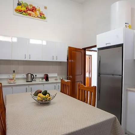 Semesterbostad Ideia - Sea View