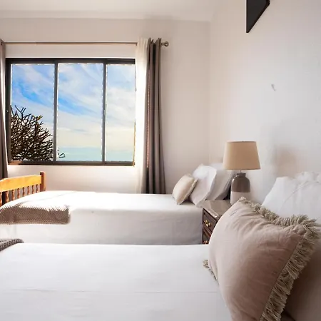 Ideia - Sea View Holiday home *